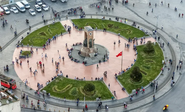 ميدان تقسيم